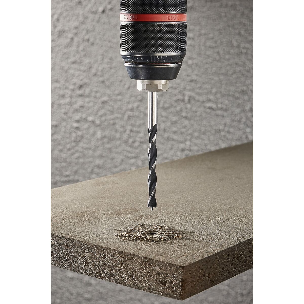 V8H4C8BD46D52B53C46F652A36F5AD3DC3CR3447612P4