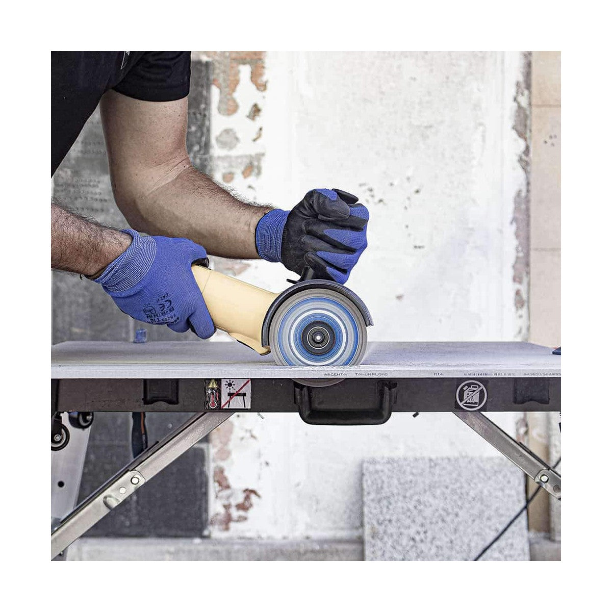 V8H4A6BD889F39AF35DA6A72739E6D1E679R4514562P2