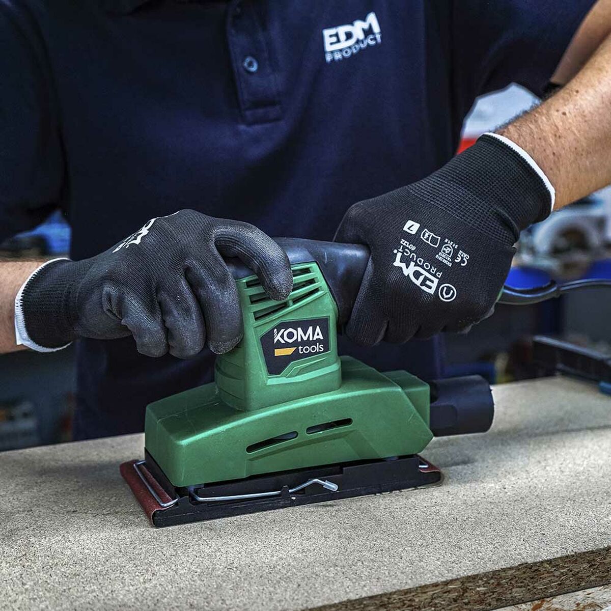 V8H683B56DB5427CEFDF097431D70256994R5496361P4