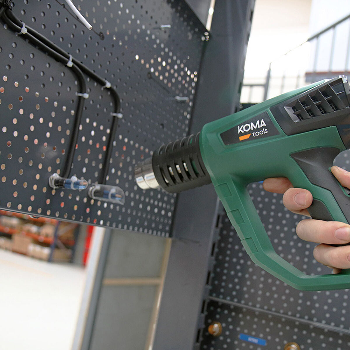 V10HE6498C618F8DDCA819137C43B04370D6R6939112P5