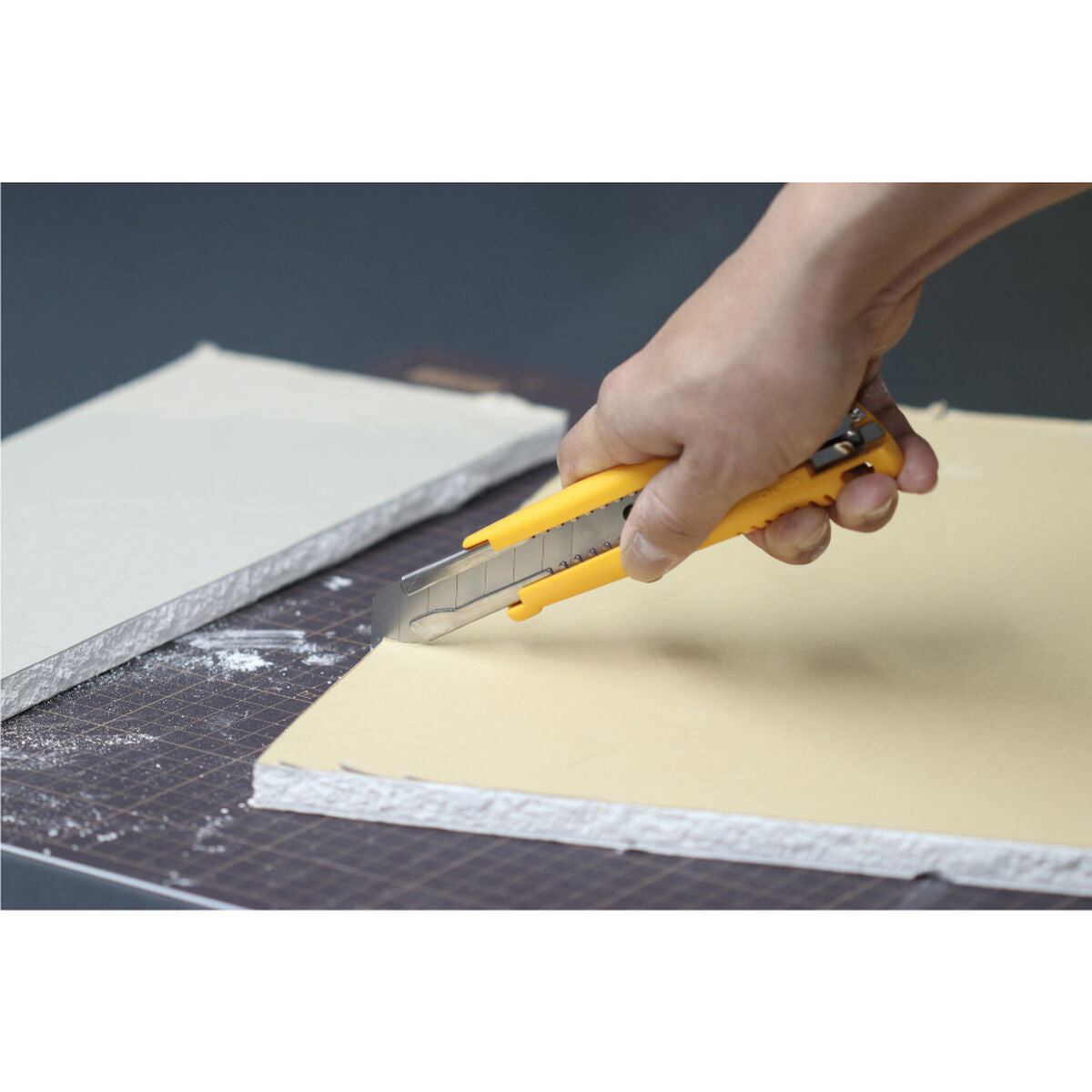 V3H8FBEEF6AADAB18719EE0BBB0BED76A07R5576315P5