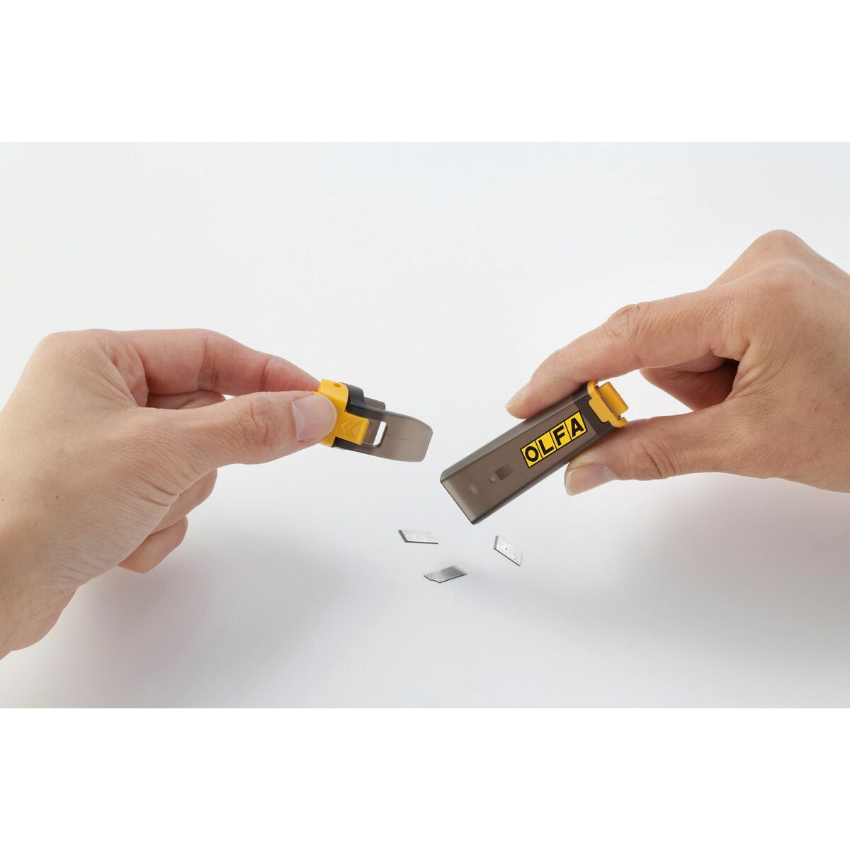 V3H8B2D52E463C291B716640C6D9E583CBDR6615197P5