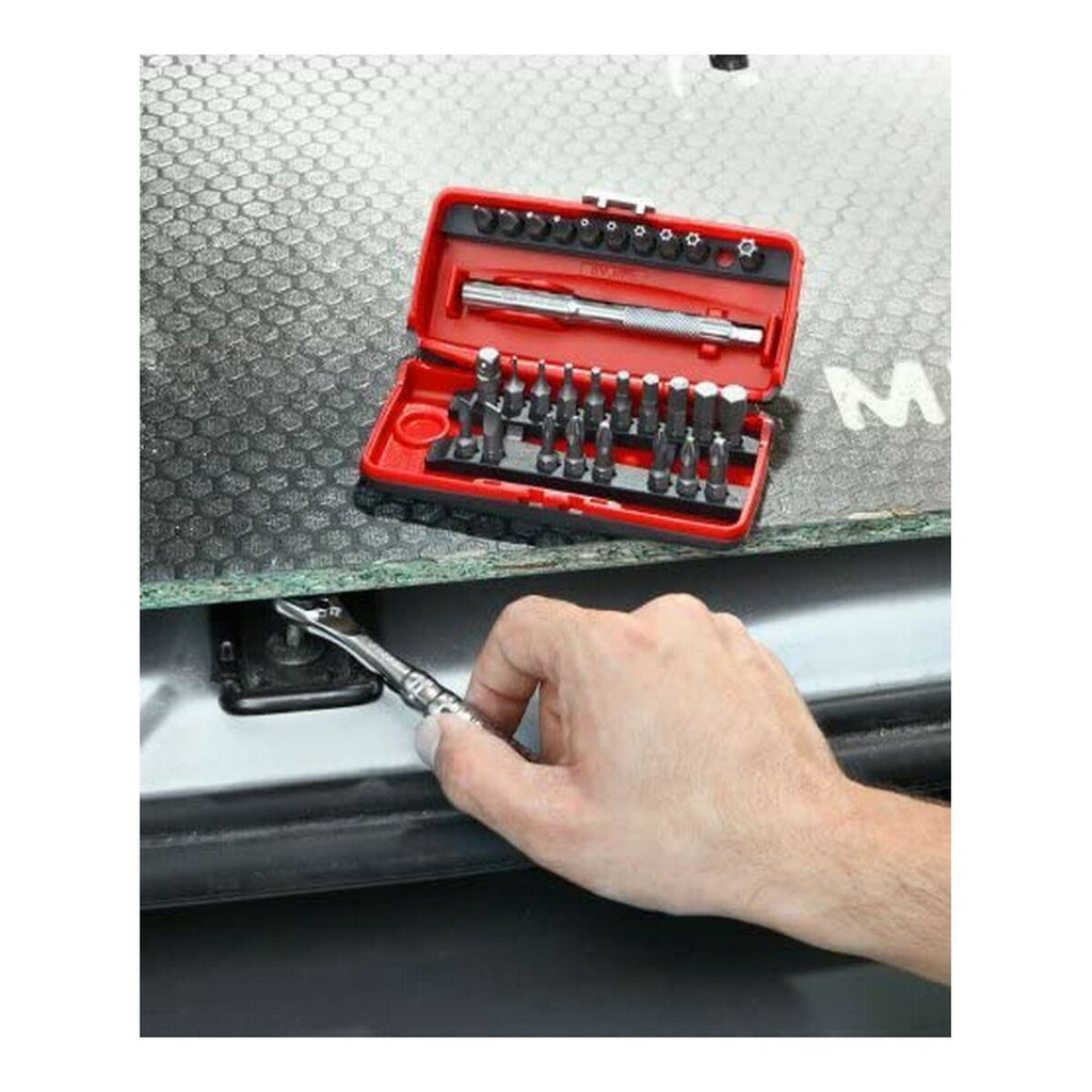 V11H84E2E090F1F3707E06C65017F83828FCR3434489P3