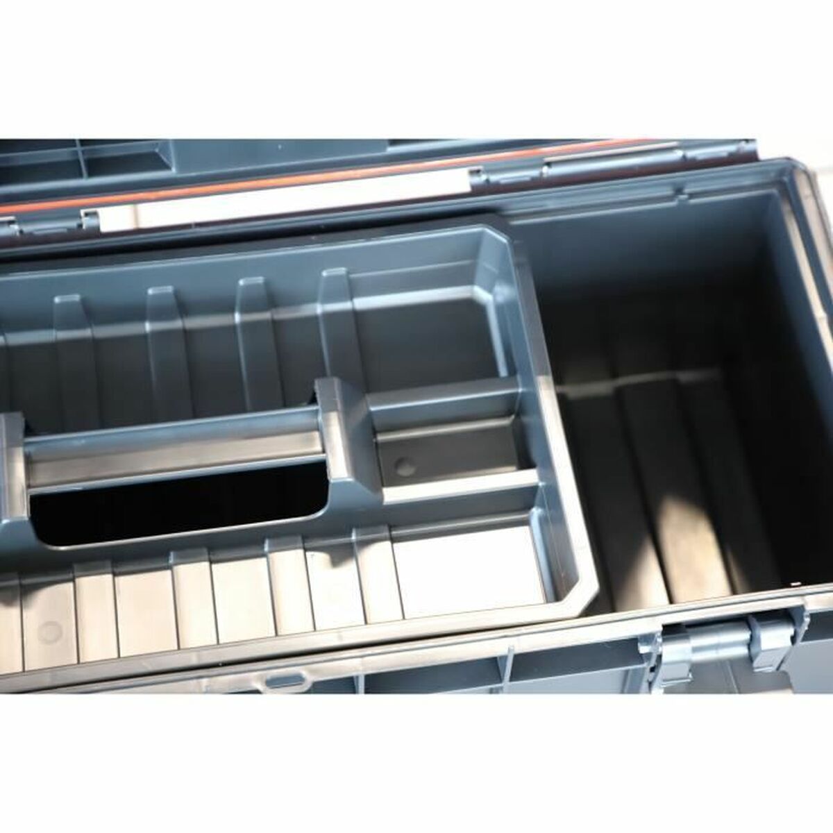 V3H25696D195F43AFBAB73F1503978C0D53R6120560P5