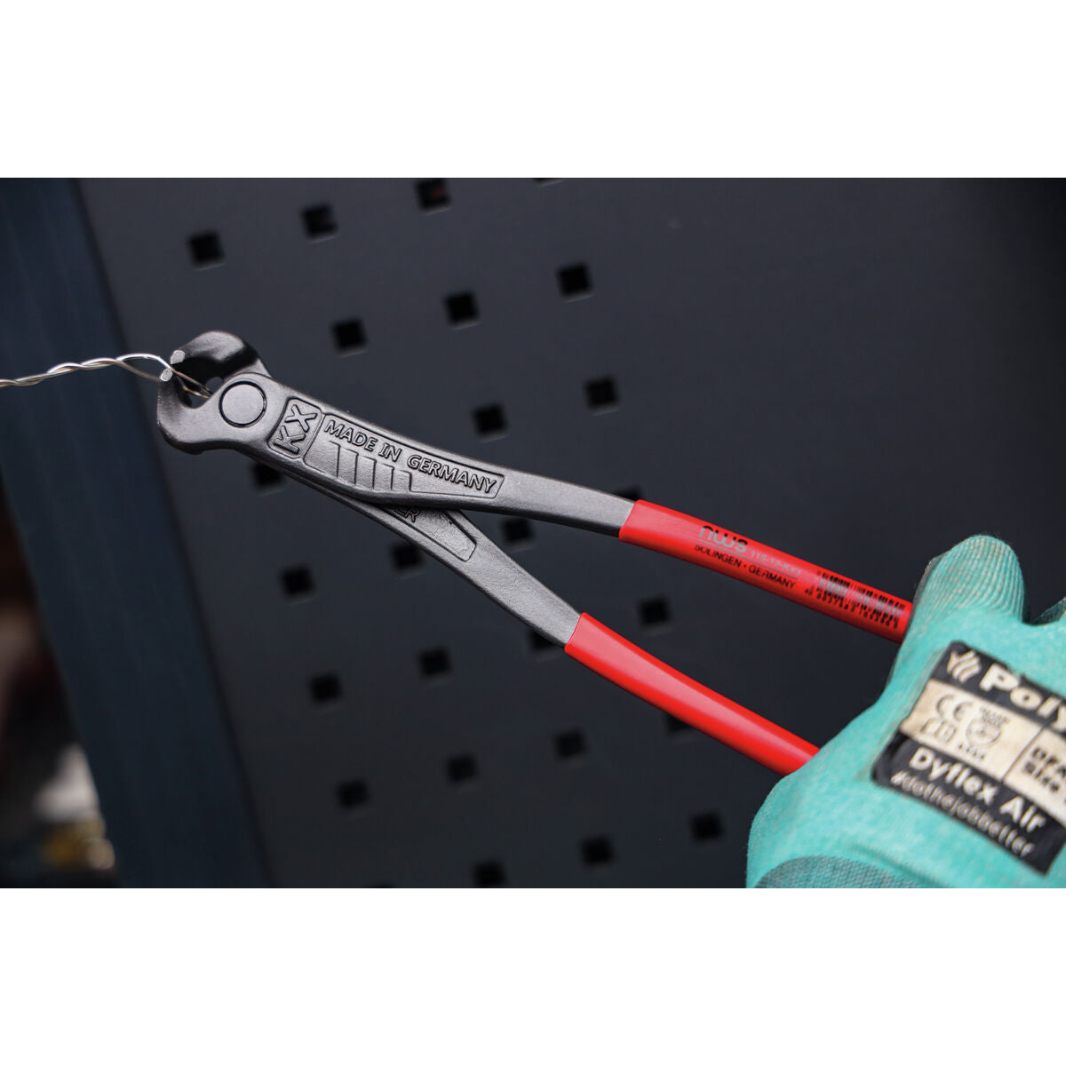 V3HCDC210AAA0232A26D3A5F8A5193240DER6614937P5