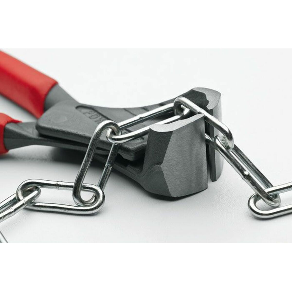 V3H868EB939EECF32D7858925691181C644R6620329P4