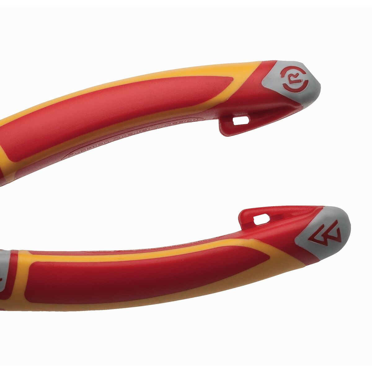 V3HD0C79390120D1F24B25738730599F80DR6616473P3