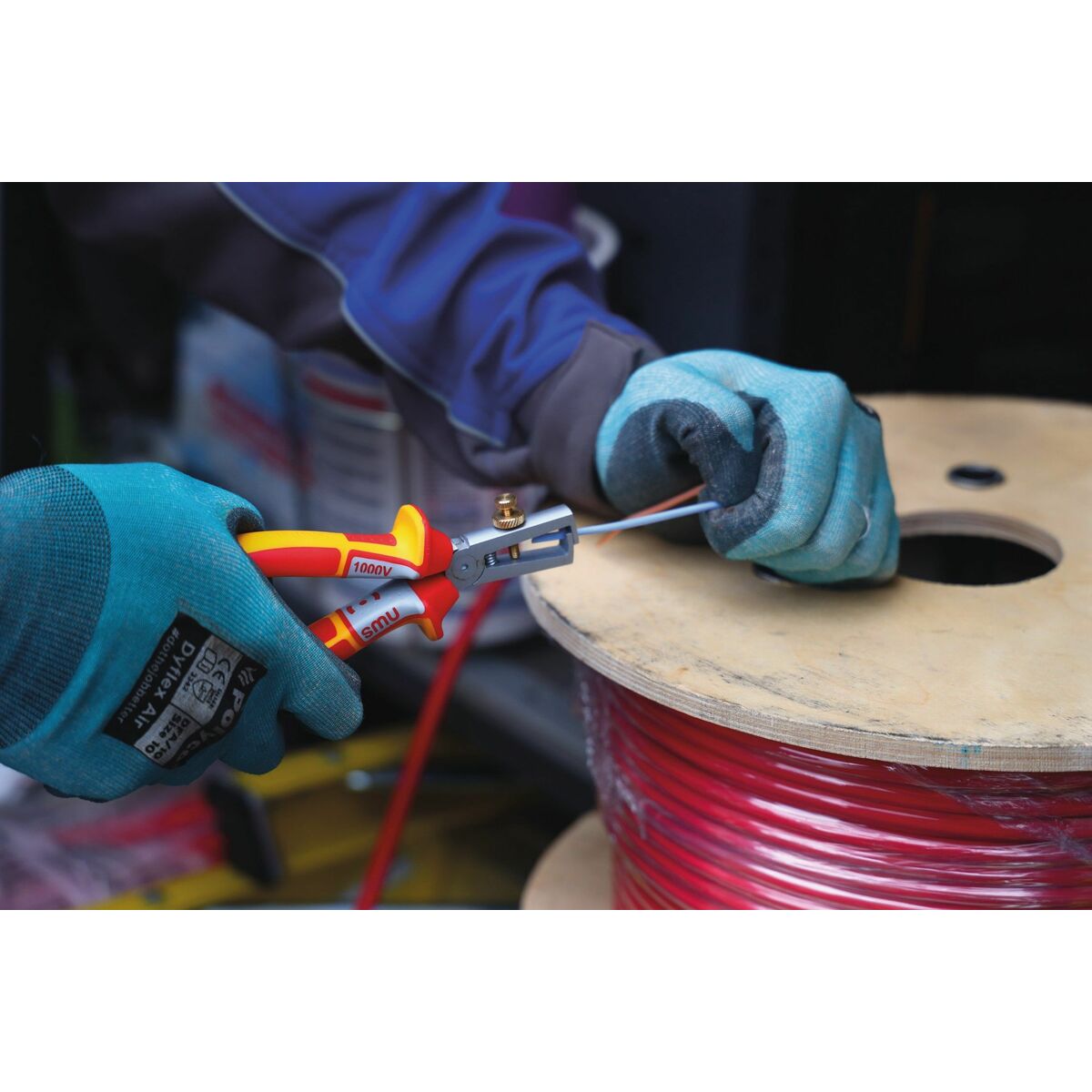 V3H938EC1D35AB90C56E6435145FF65B786R6616529P7