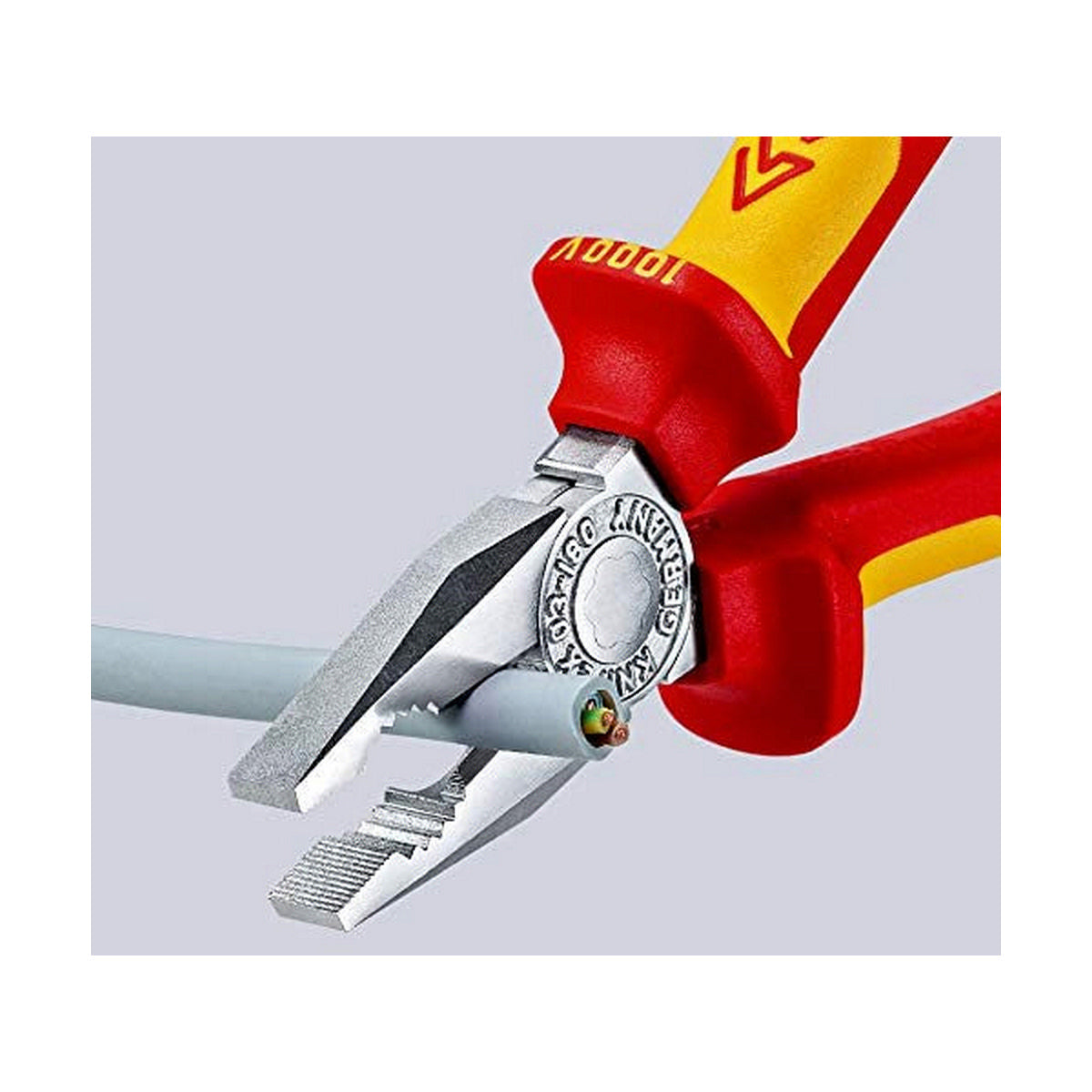 V8H3996ED162D9A2404E40FDE04C13151E8R3452521P4