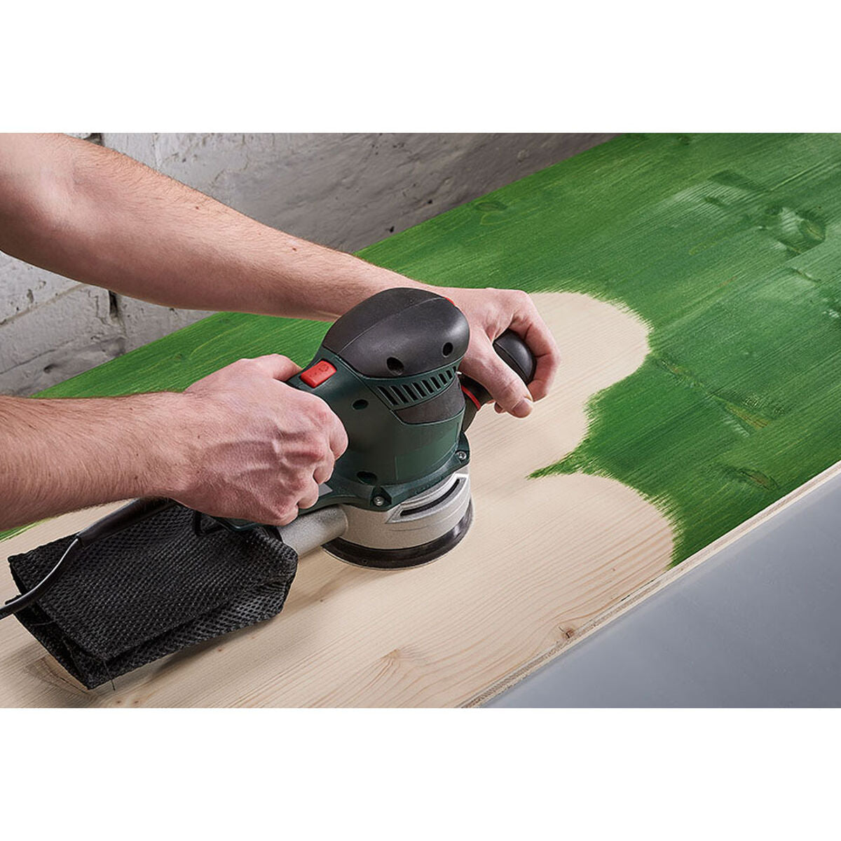 V5H039EB38D3F70DD7BC7D02B44F2DA57ABR4245511P8