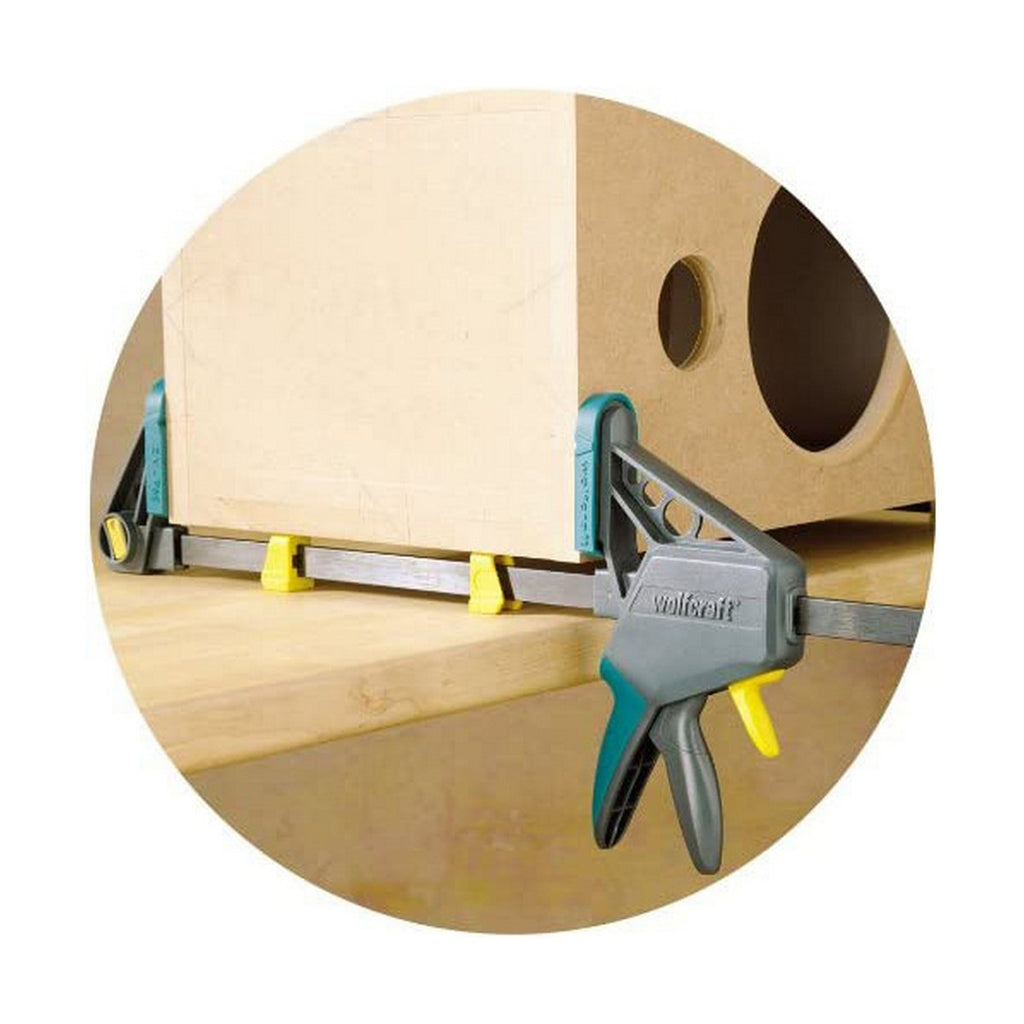 V8HAF6FB2057E26066384C740193470AF1CR4183636P9