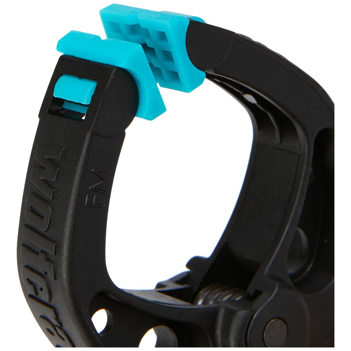 V7HF4DF3E5B86824651C64B01561C4E4885R3449501P3