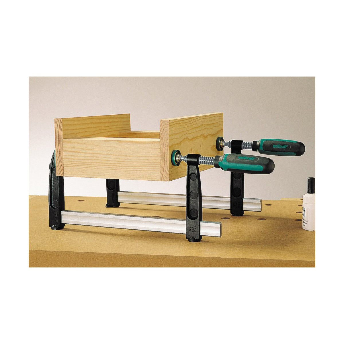 V7H6DABD6F20DF19E165F46C8D1EBD98B6CR1811564P3