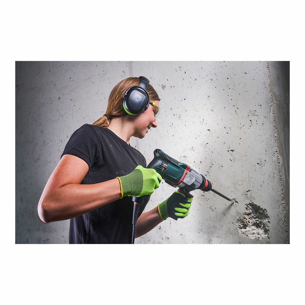 V3HE2361A46201C8F6F818178F730169FD7R6684332P4