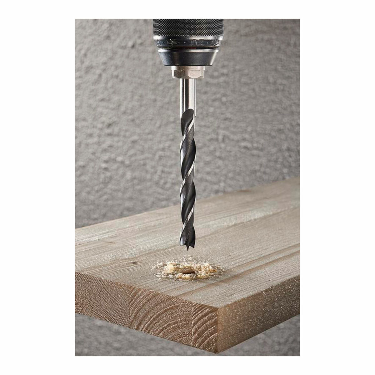 V3HDA570C464889AAD307B570E1A1B30420R5823651P5