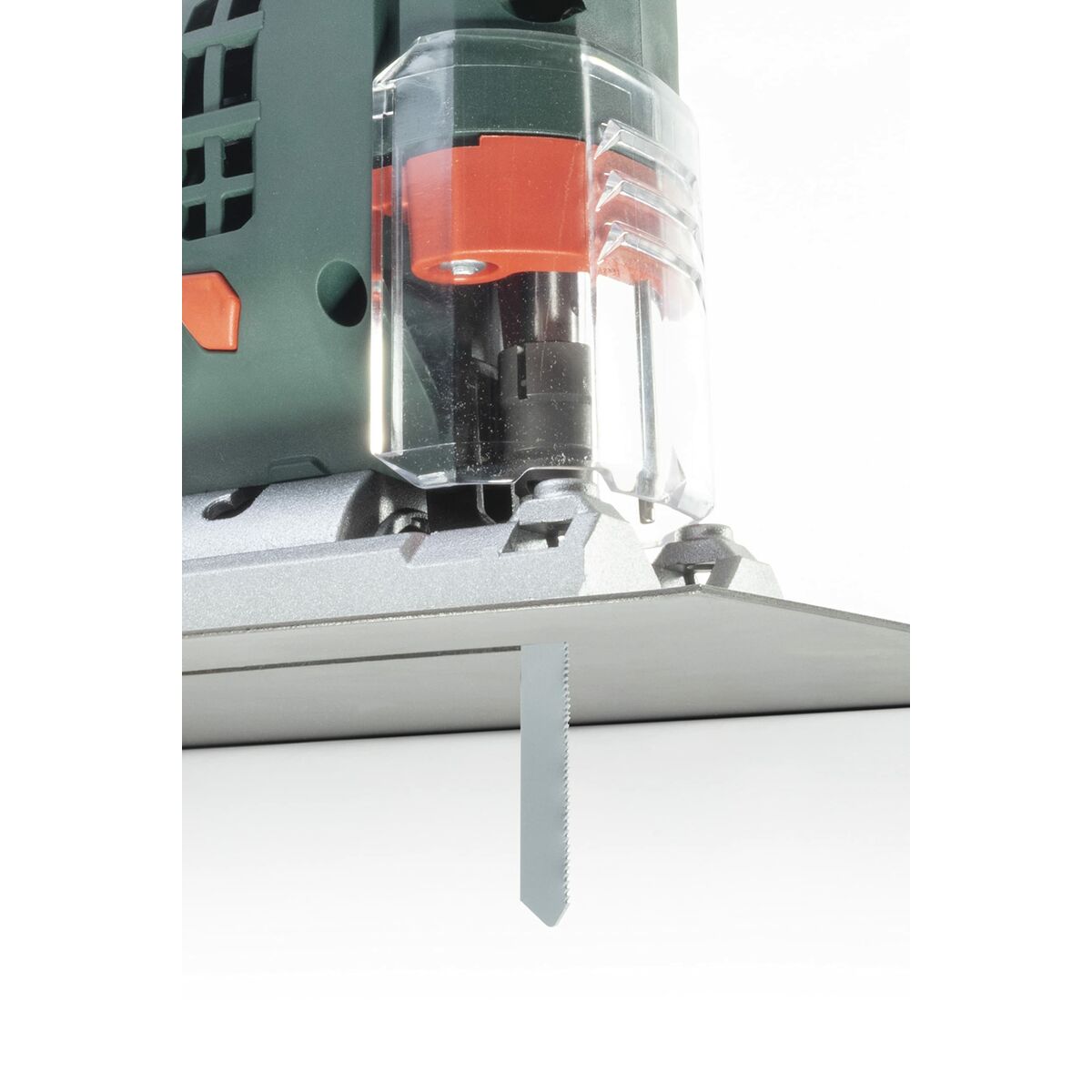 V6HC6C4F866E952111C07A93BC8F30824C0R3447502P3