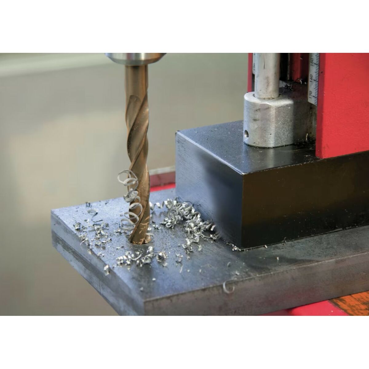 V3H32DCA059B80ADDBA293F9C71145A946FR6618511P4