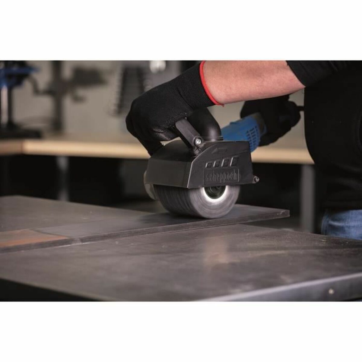 V1H614D801A5BEC7A69A20641BB77E74C52RP3