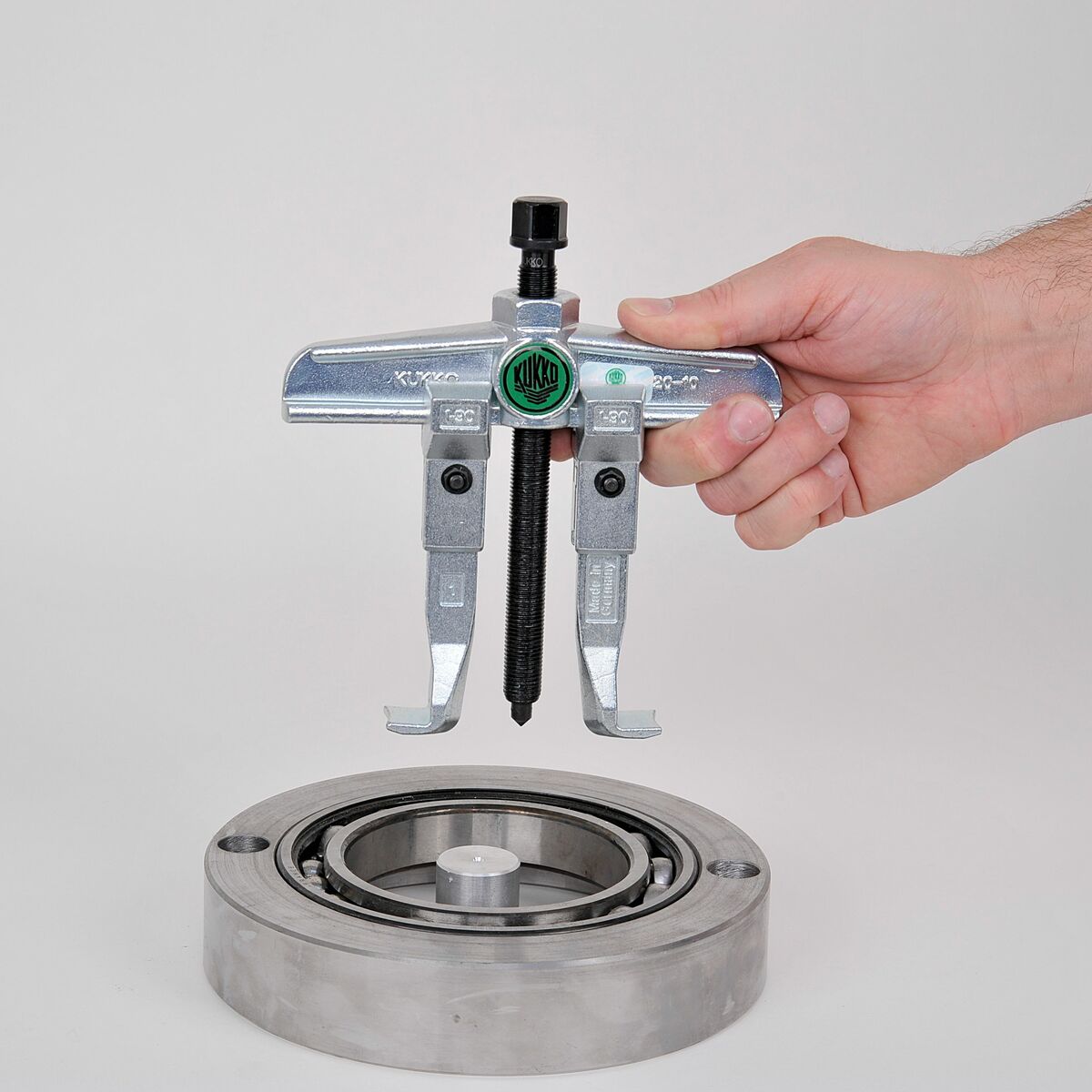 V2HDA84F01C51BACC06C2C3E9E57885EA38R7061631P10