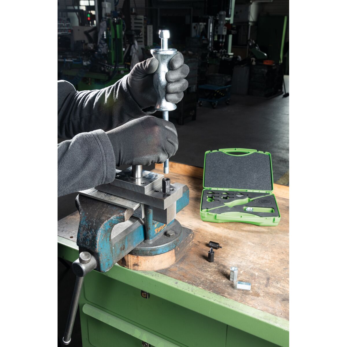 V1H94DCF8A0D45BD93E93A22CEB8B41CC1DRP8