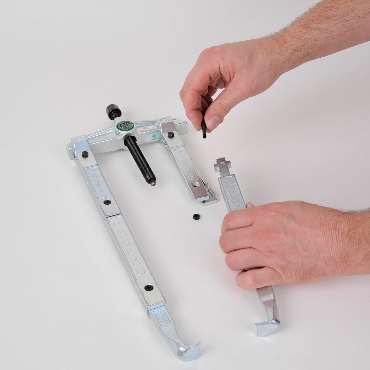 V2H9F8A174EF1E13A690CDD66E1CC6DDFD6R7002485P4