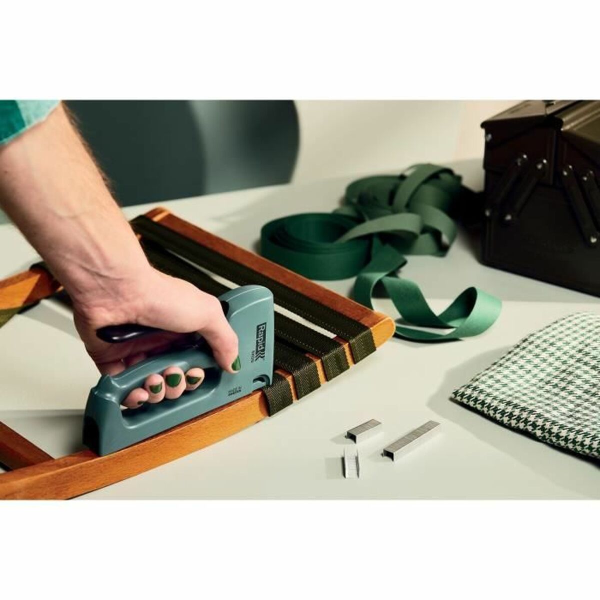 V3H7528C6587D8DD2CA456494B6CA3DB1E7R5974792P4