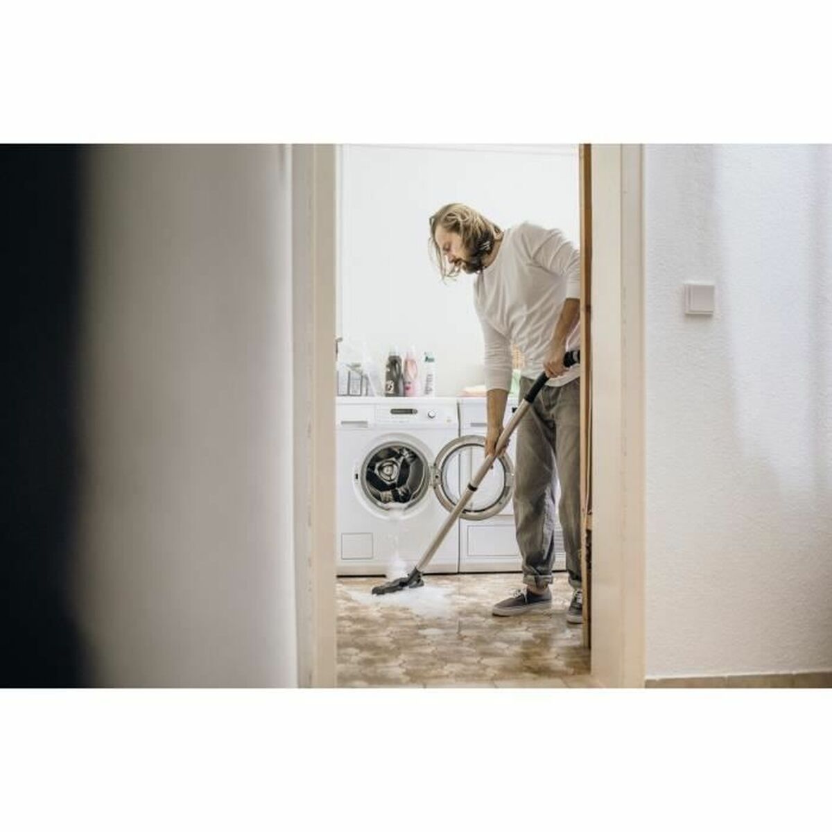 V7HA0FFB183980E3BA933526A702578E16BR6671042P3