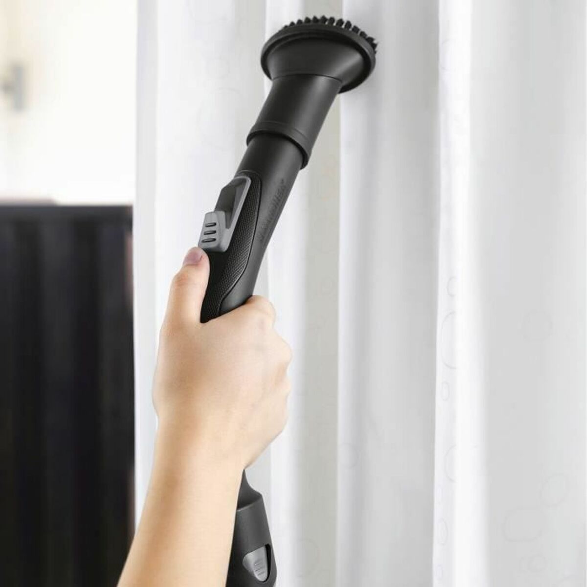 V5H70ACD11C63502647FB6AB29AE5E77DFDR6815976P4