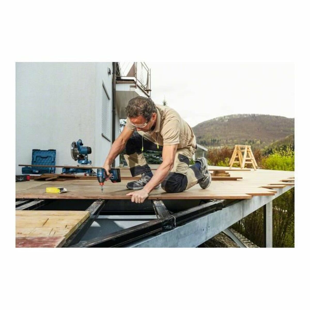 V10HFB3A919B61B0F2F7DB74334A8184B27CR6898577P4