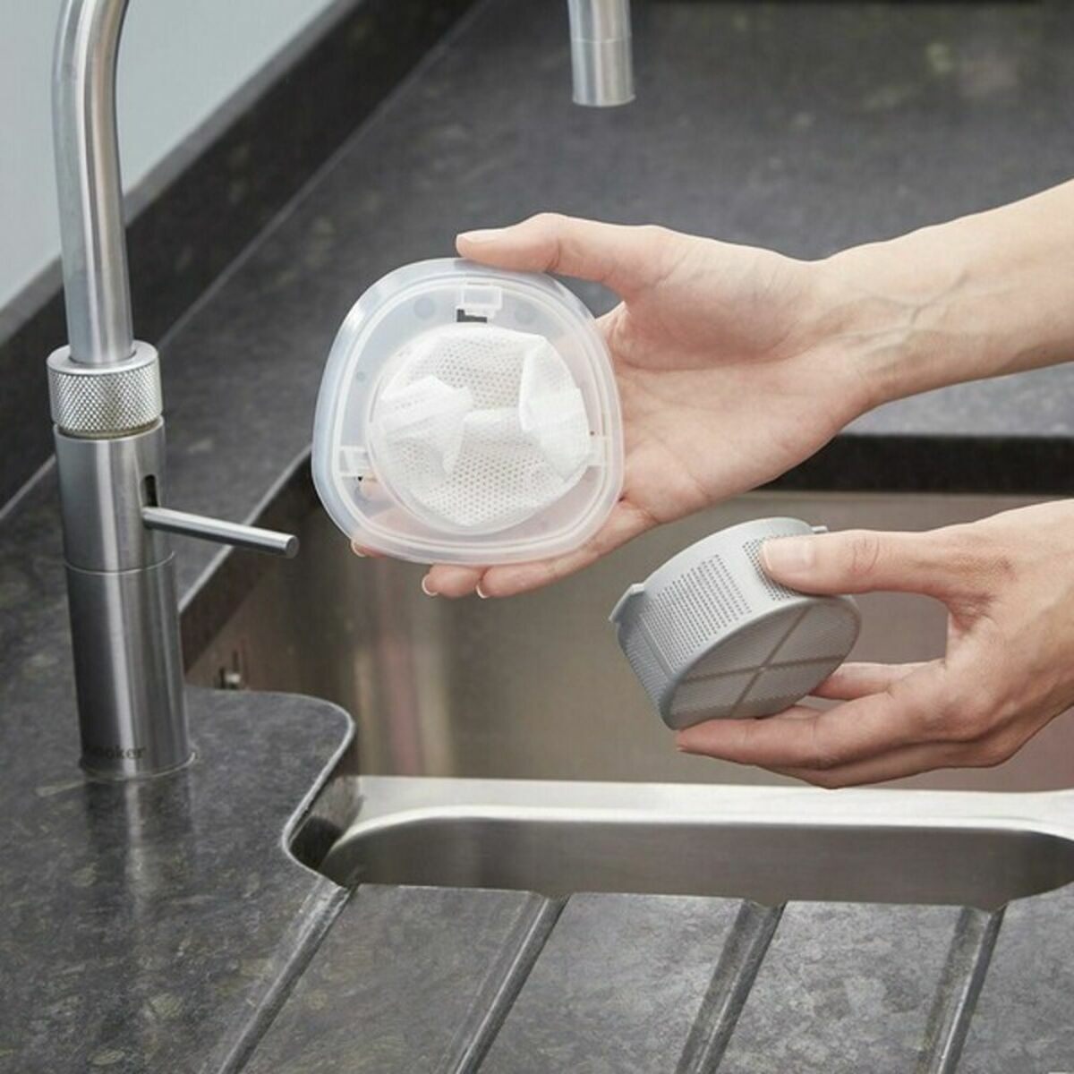 V6H366E93FDEC74FB23909CA04DEF7EB3FCR3342652P4