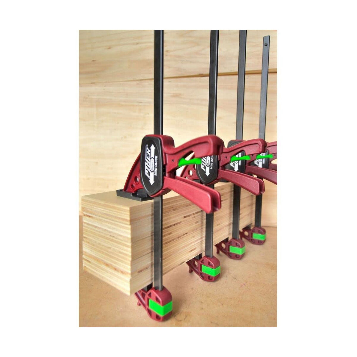 V8HA0BE0BDF300DF699FE01C05A1BE187AER3453864P3