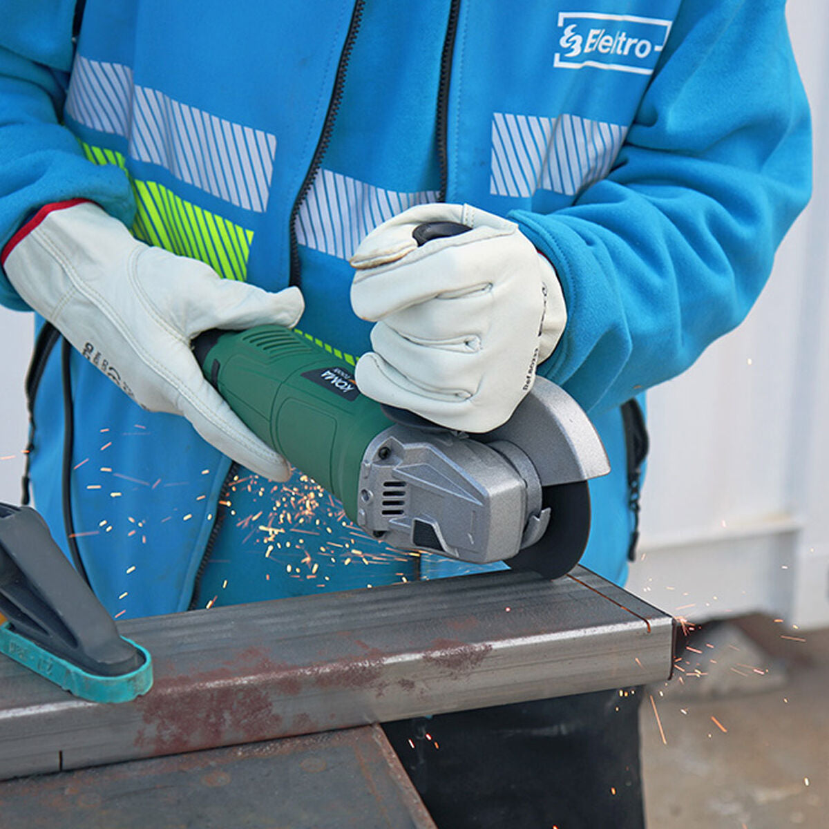 V8H76565F256ACEDAE46EBAA95434577C87R5496488P6