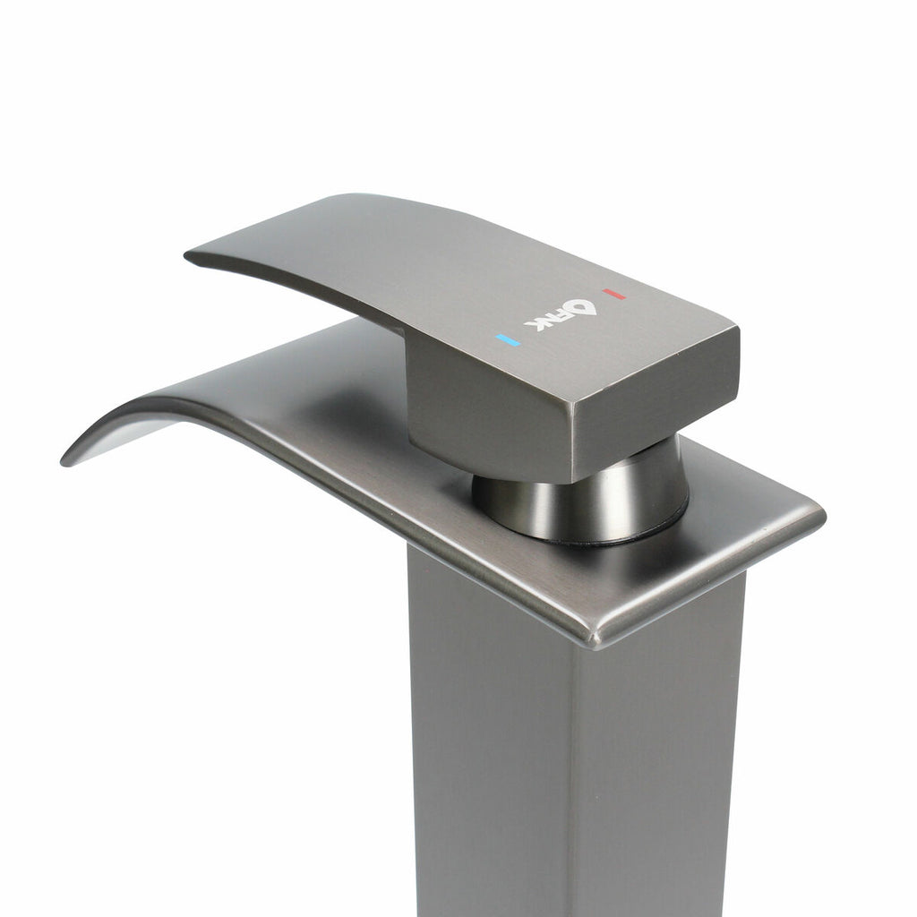 V2HEC17BCF3A53B0EFE1D78B562151E43DBR6874091P4