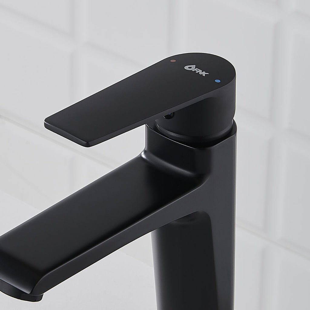 V2HEE205D87446CA4740171311ECF4240CCR6873663P6