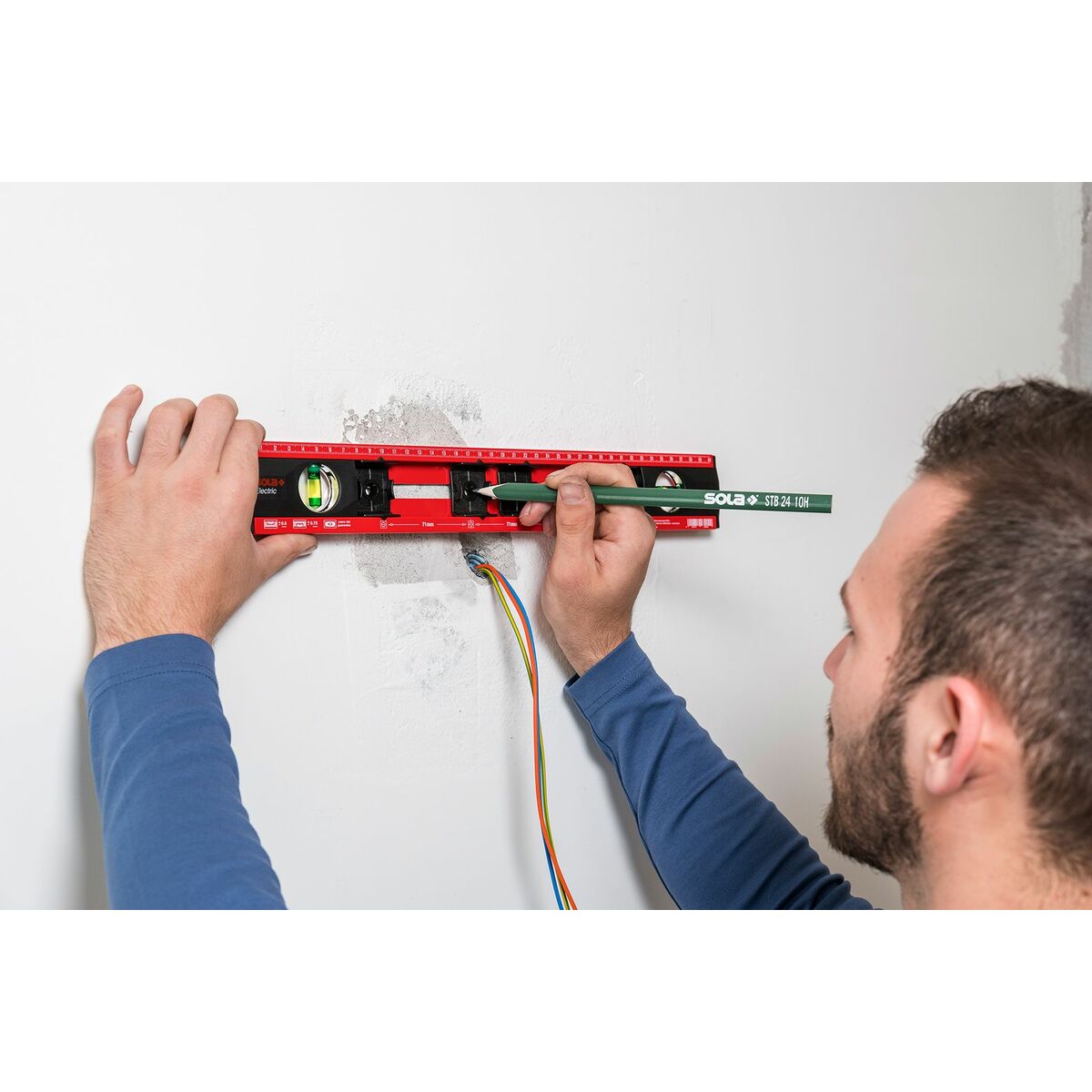 V3HF909C92868886F4F0FDA1B5C7D6AD9FBR6622571P9