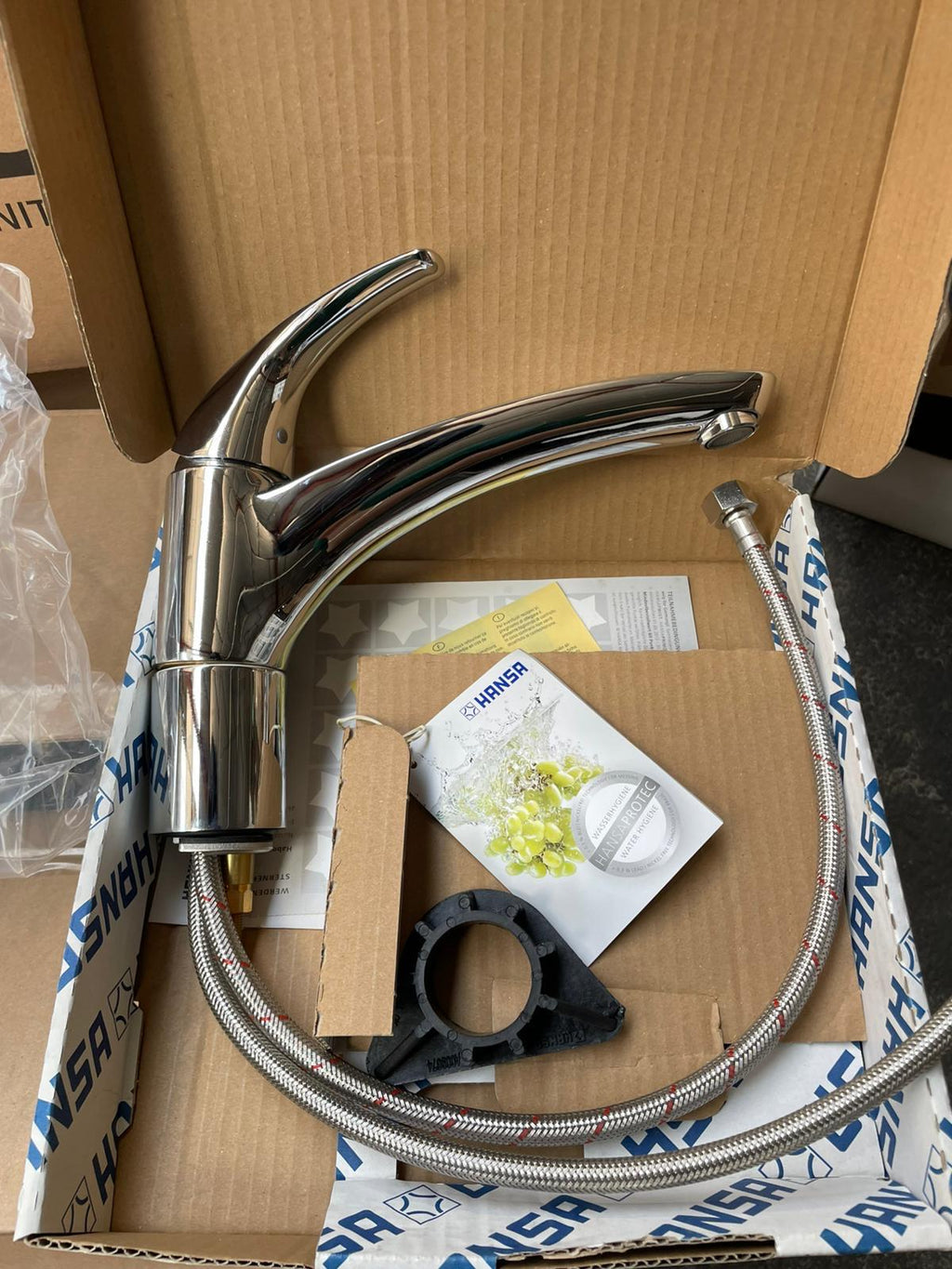 Robinetterie d'Évier Hansa HansaDisc - Design Moderne et Fonctionnel - Réf. 01232274