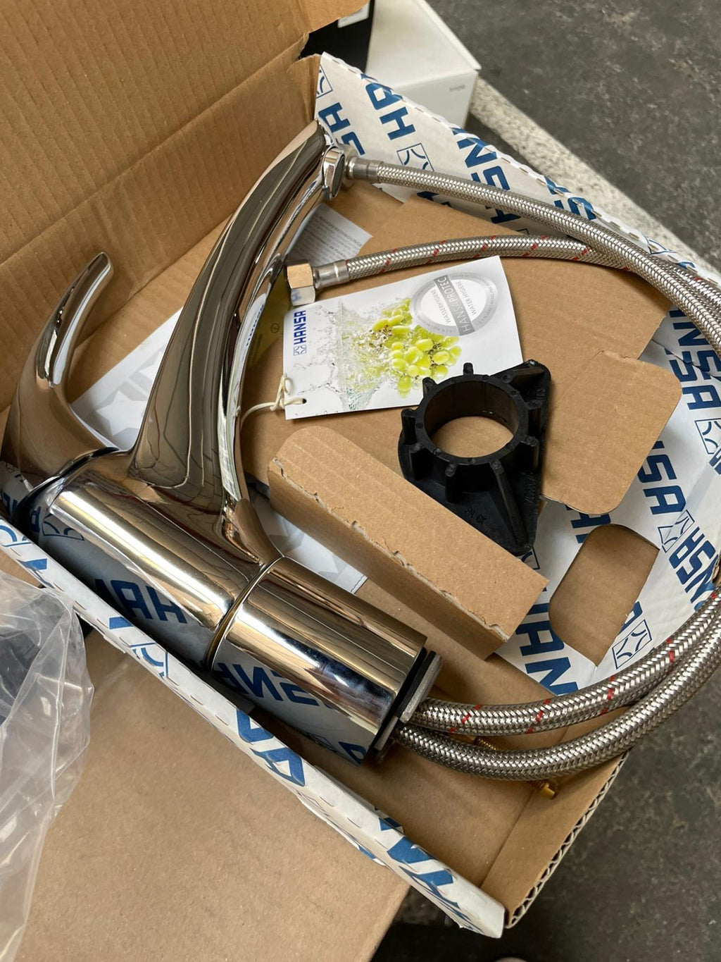 Robinetterie d'Évier Hansa HansaDisc - Design Moderne et Fonctionnel - Réf. 01232274